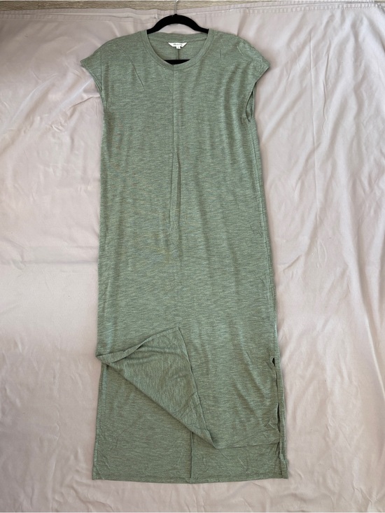 Madewell Dresses & Skirts - Madewell Olive Green Cap Sleeve Asymmetrical Hem Shift Dress Medium